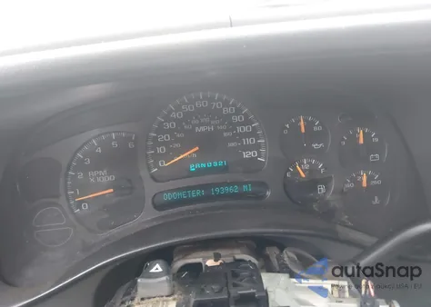 2004 GMC Sierra 1500 Sle z USA, uszkodzony, nr VIN 2GTEC19T841298775